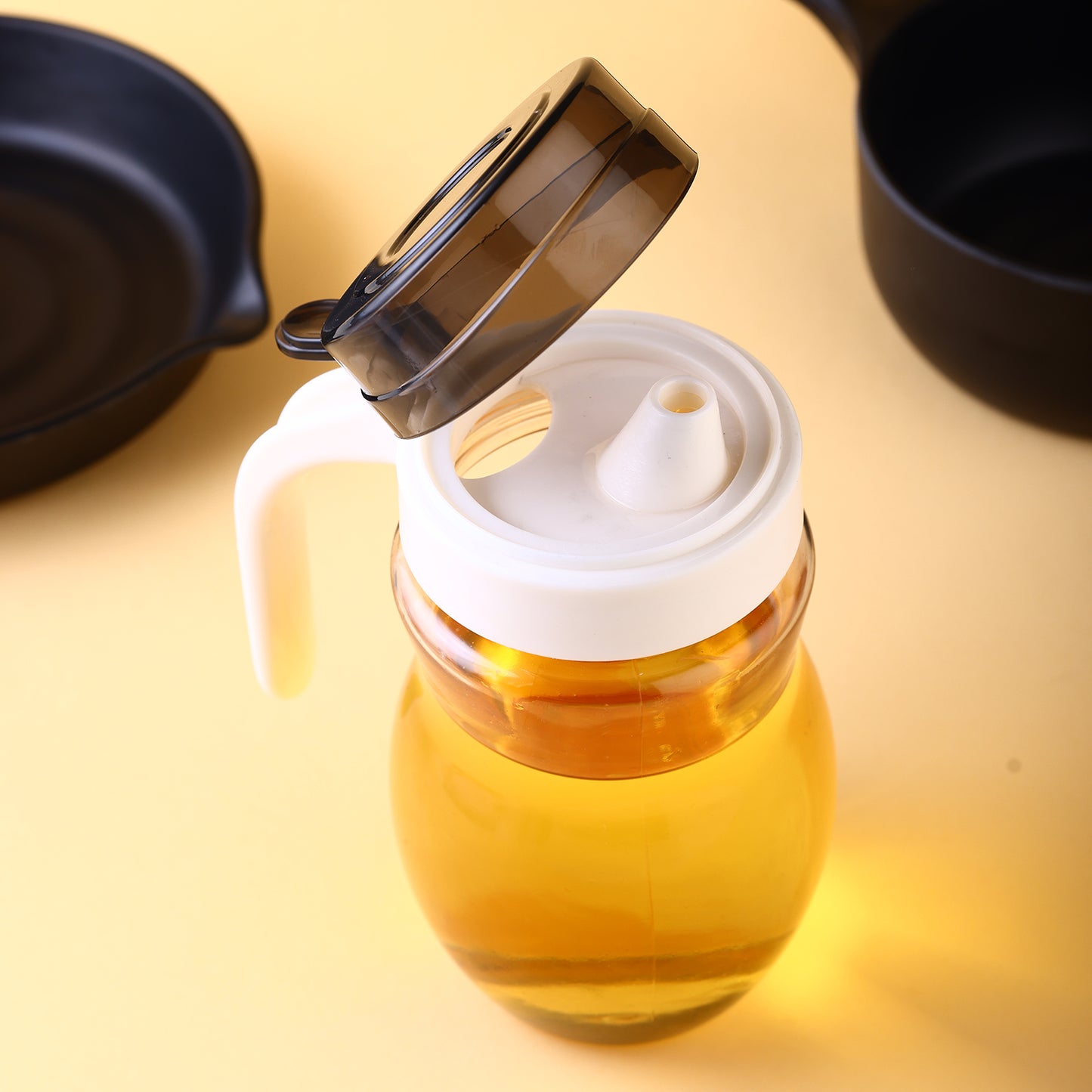 8127 Oil Dispenser Stainless Steel With Small Nozzle 650ml